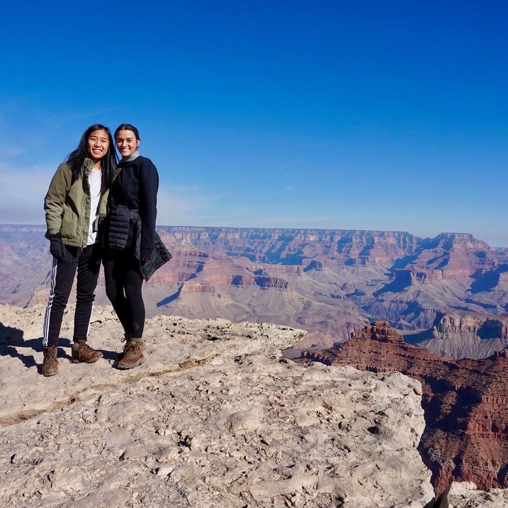 Meet your Posher, Niki